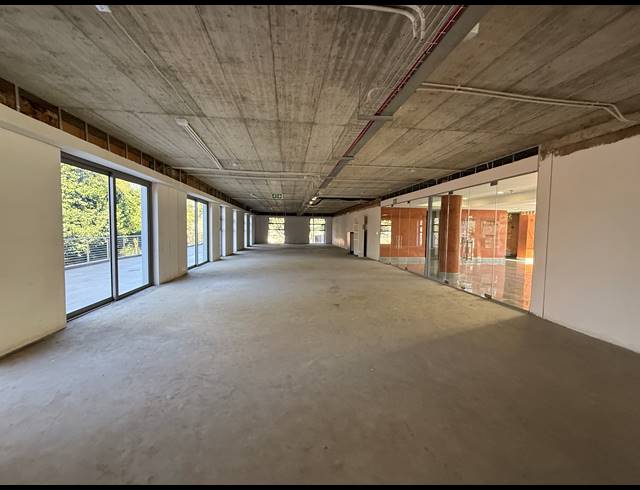 825M² OFFICE TO LET IN MELROSE ESTATE